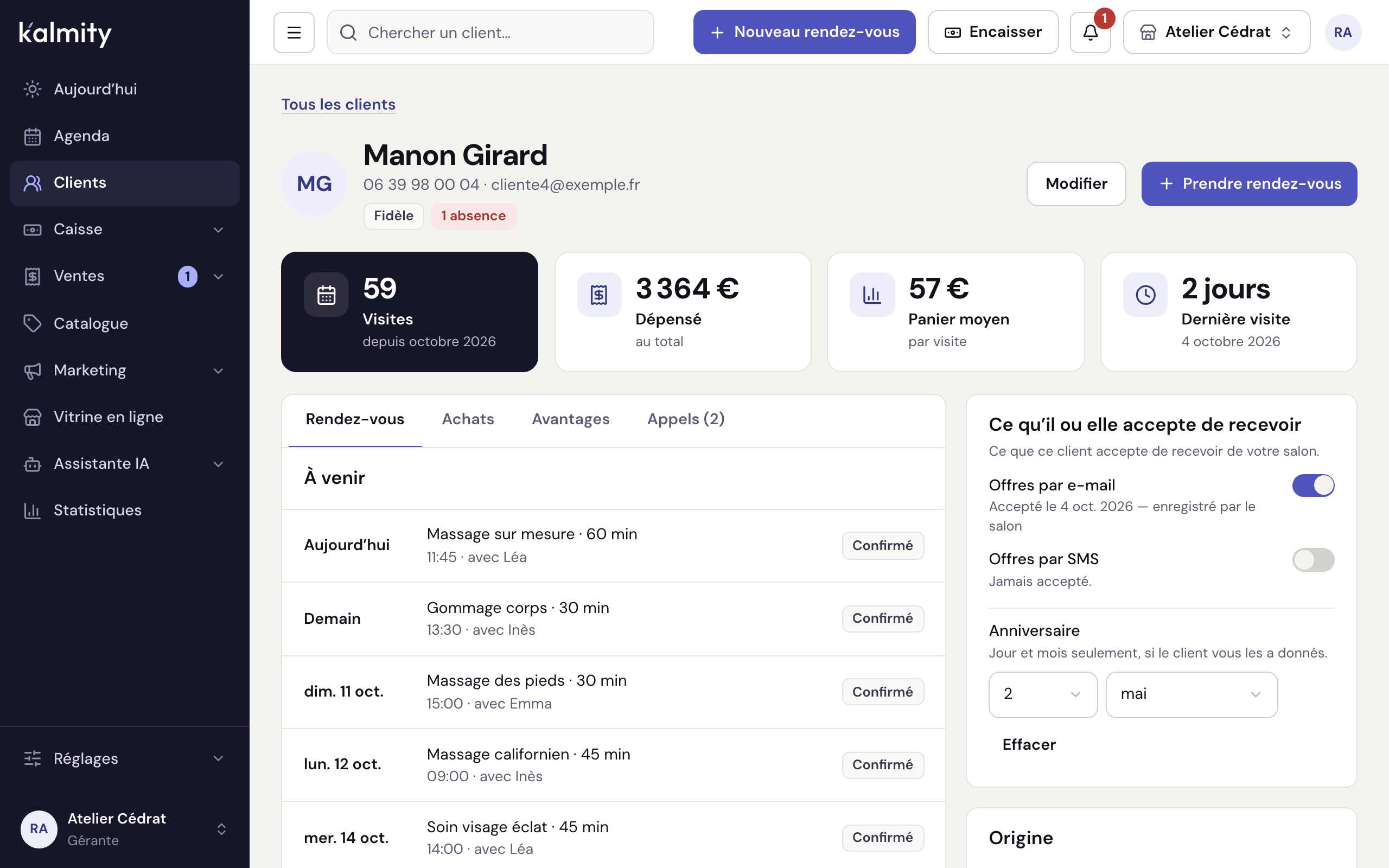 La fiche d’une cliente : ses visites, ce qu’elle a dépensé, ses rendez-vous à venir et ce qu’elle accepte de recevoir.